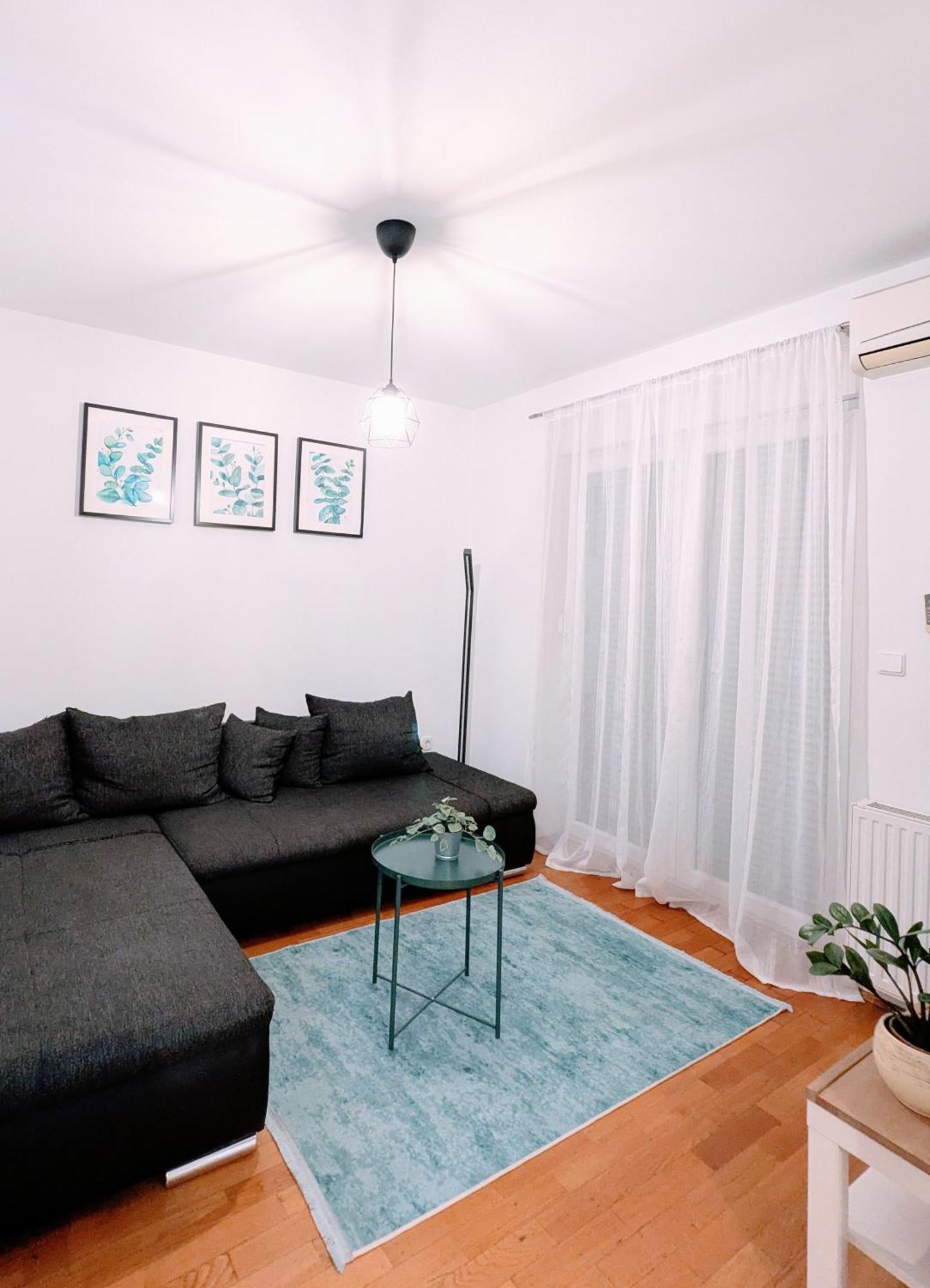 Doma-Lu Apartment-Near Airport And Highway- Free Parking Velika Mlaka Екстер'єр фото